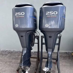 Twin 250 HP YAMAHA 4 STROKE